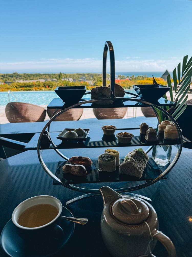 Afternoon high tea at InterContinental Fiji Club Lounge benefit