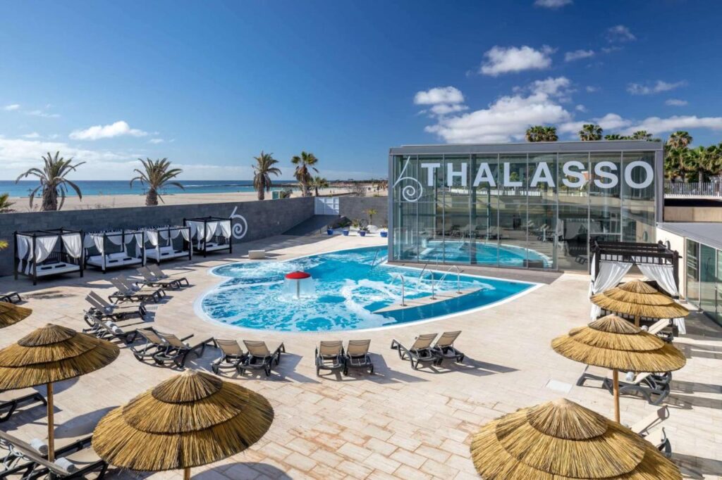 tropical outdoor pool at Barceló Fuerteventura Castillo