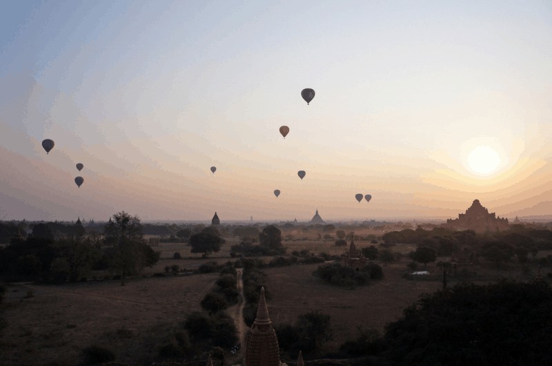 hot air balloon ride Bagan temples Myanmar
