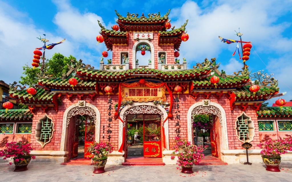 Fukian Assembly Hall in the ancient town of Hoi An, one of the best sites for a day visit from Da Nang Vietnam