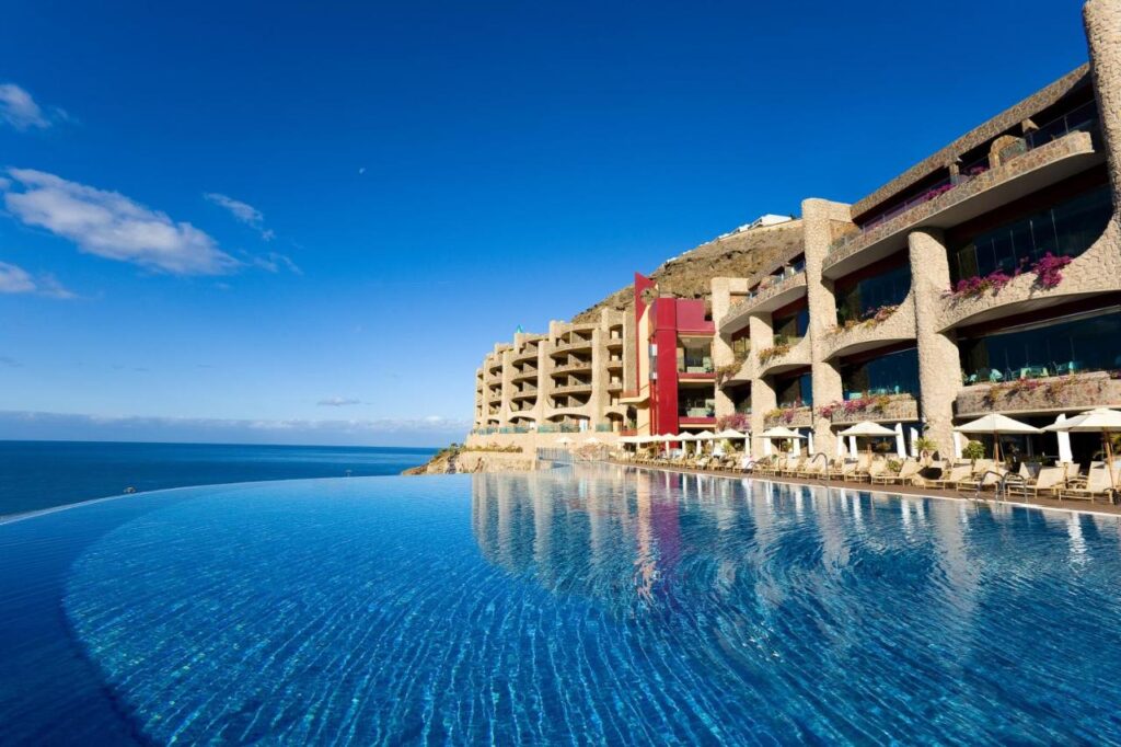 beautiful infinity pool at Gloria Palace Royal Hotel and Spa