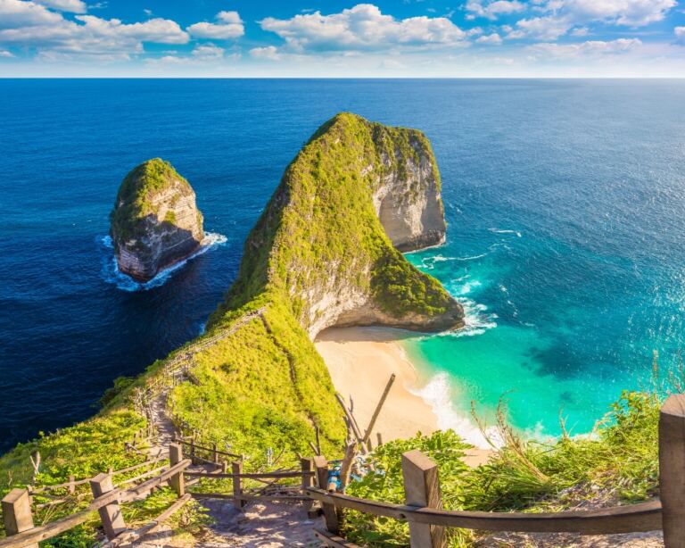 nusa penida beaches