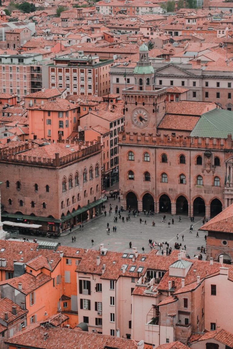 the perfect Bologna Italy itinerary