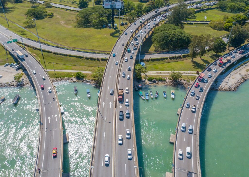 Triple bridge entering Penang with traffic