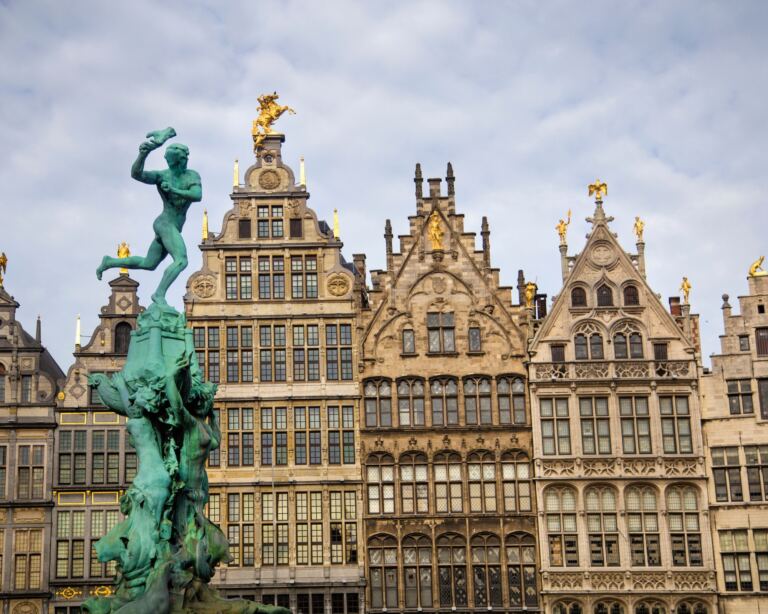 where to stay in antwerp