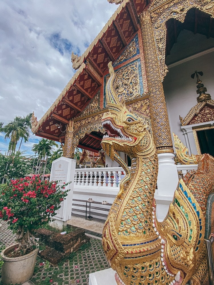 where to stay in Chiang Mai near temples in Old City