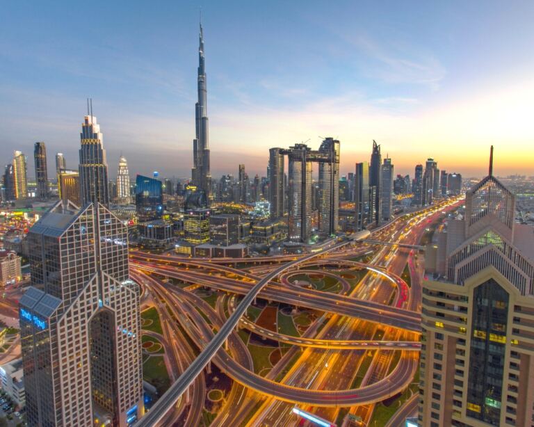 where to stay in dubai