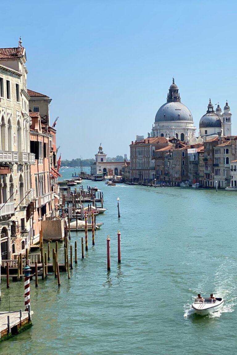 where to stay in Italy