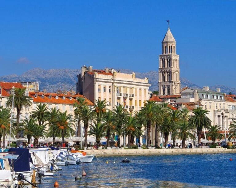 where to stay in split