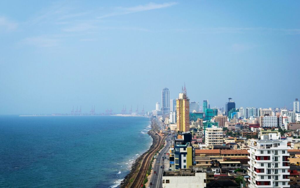 where to stay in sri lanka - colombo