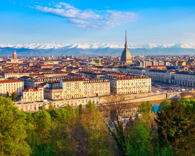 where to stay in turin