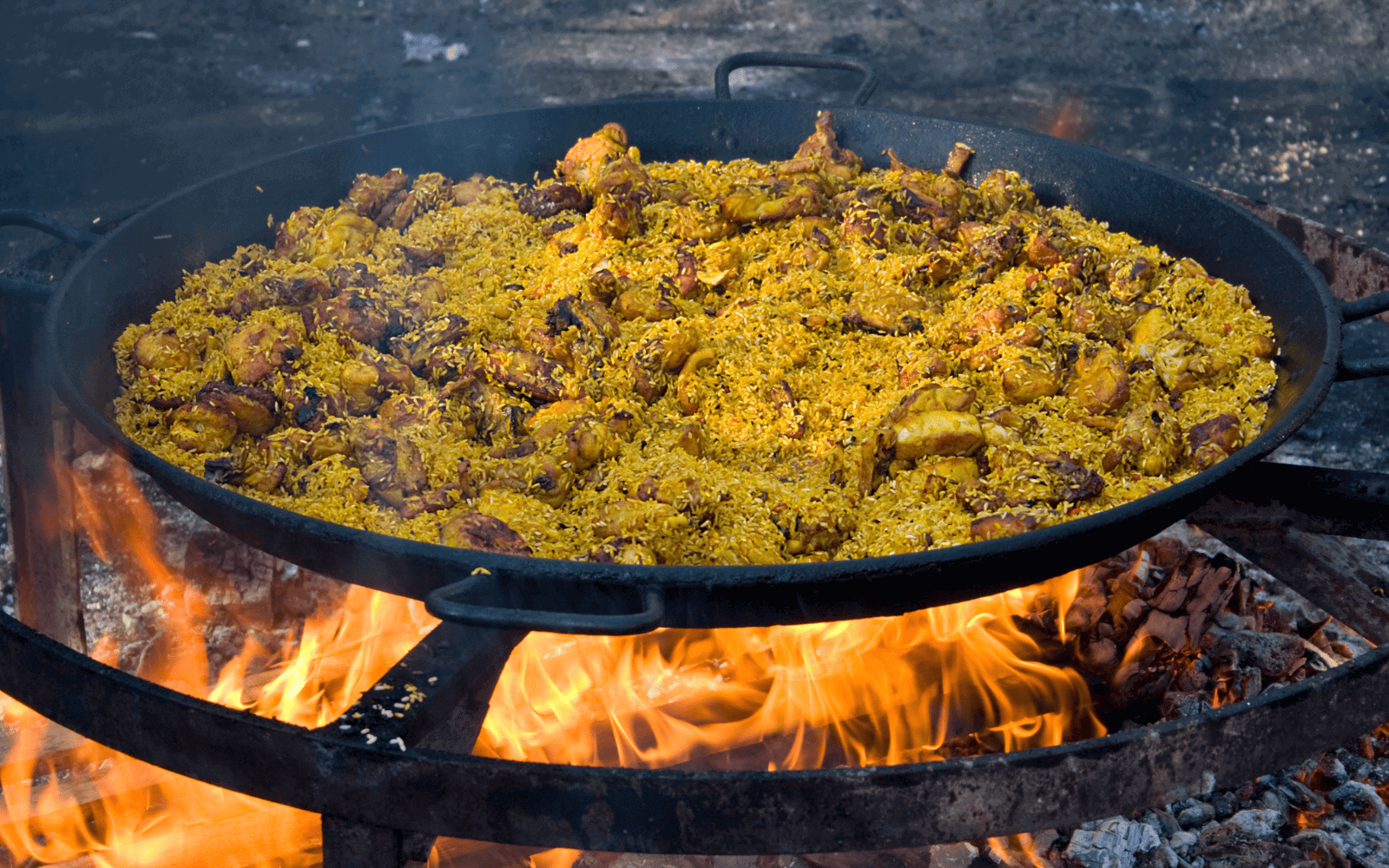 Traditional Valencian Paella